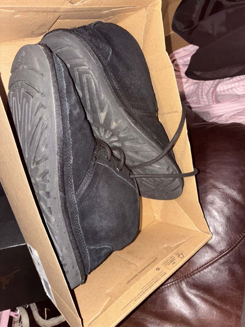 UGG M Neumel Black Suede Chukka Boots Size 8 3236 with Box